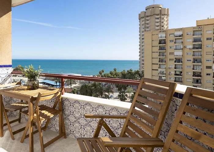 Beachfront With Terrace And Seaviews Apartamento *