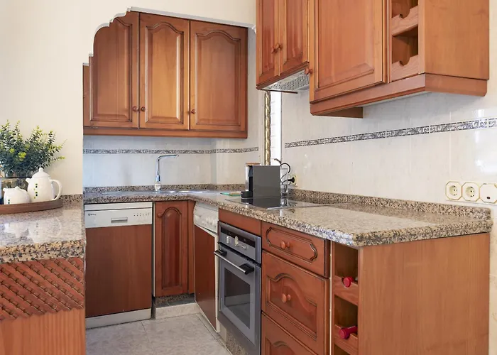 Beachfront With Terrace And Seaviews Fuengirola