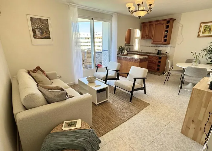 Beachfront With Terrace And Seaviews Fuengirola